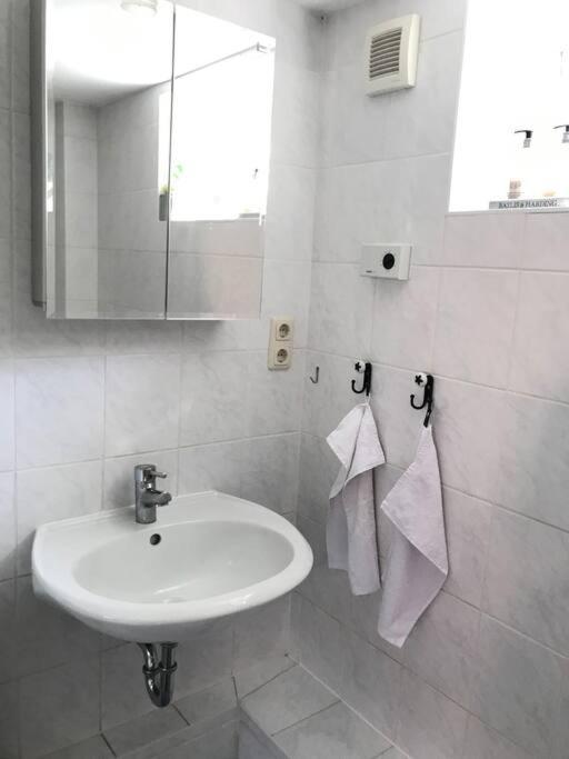 Schoene Wohnung Fuer Einen Kurzurlaub In Lueneburg Exteriér fotografie